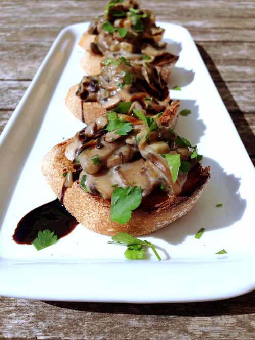 Crostinis Aux Champignons Et Caramel De Balsamique Vegan Green Cuisine